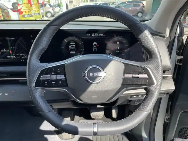 日産 アリア B6 長野県 2022(令4)年 3万km 白 ワンオーナー/純正ナビ/全方位カメラ/フルセグテレビ/AM/FM/Bluetooth/HDMI/Applecarlay/ETC/パワーバックドア/シートヒーター/ハンドルヒーター/シートメモリー/置くだけ充電/e-Pedal機能/コーナーセンサー/LEDオートライト/オートマチックハイビーム/純正１９インチAW/プロパイロット/純正フロアマット/スペアキー/保証書/取り扱い説明書