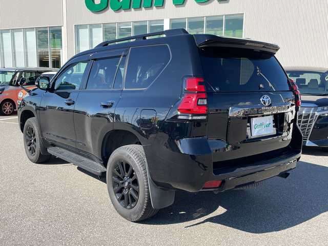 トヨタ ランドクルーザー プラド TX Lパッケージ ブラックED 石川県 2021(令3)年 4.2万km 黒 ４WD/純正9型ナビ/フルセグTV/バックカメラ/LEDヘッドライト/ETC/トヨタセーフティセンス/レーダークルーズ/黒革シート/シートヒーター＆クーラー/電動ミラー/スマートキー/プッシュスタート/ルーフレール/クリアランスソナー/保証書