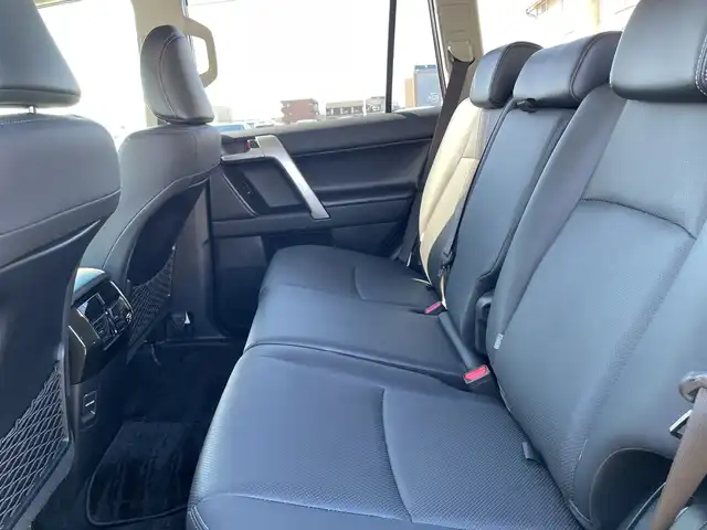 トヨタ ランドクルーザー プラド TX Lパッケージ ブラックED 石川県 2021(令3)年 4.2万km 黒 ４WD/純正9型ナビ/フルセグTV/バックカメラ/LEDヘッドライト/ETC/トヨタセーフティセンス/レーダークルーズ/黒革シート/シートヒーター＆クーラー/電動ミラー/スマートキー/プッシュスタート/ルーフレール/クリアランスソナー/保証書