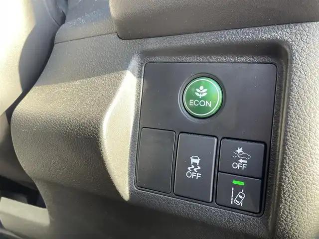 ホンダ ヴェゼル X ホンダセンシング 長崎県 2018(平30)年 8.4万km クリスタルブラックパール ワンオーナー/ホンダセンシング/レーダークルーズコントロール/レーンキープアシスト/純正ナビ/バックカメラ/ドライブレコーダー/ビルトインETC/スマートキー/スペアキー/新車保証書/取扱説明書