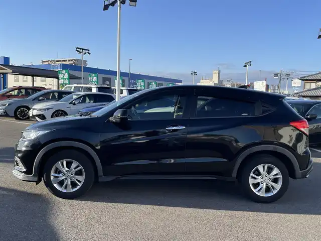 ホンダ ヴェゼル X ホンダセンシング 長崎県 2018(平30)年 8.4万km クリスタルブラックパール ワンオーナー/ホンダセンシング/レーダークルーズコントロール/レーンキープアシスト/純正ナビ/バックカメラ/ドライブレコーダー/ビルトインETC/スマートキー/スペアキー/新車保証書/取扱説明書