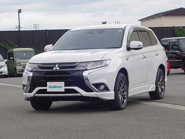三菱 アウトランダー ＰＨＥＶ Sエディション 山形県 2017(平29)年 16.1万km シルキーホワイト 4WD/衝突被害軽減システム/サンルーフ/純正ディスプレイオーディオ/　　【BT　AUX　USB】/全周囲カメラ/パワーバックドア/レーダークルーズコントロール/LEDオートライト/シートヒーター/純正18インチアルミホイール/パドルシフト/ステアリングスイッチ/純正フロアマット/スマートキー/ETC