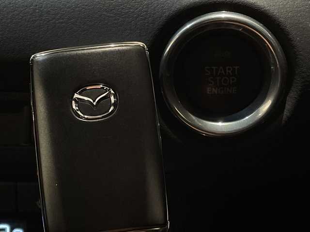 マツダ ＣＸ－８ XD プロアクティブ 新潟県 2020(令2)年 3.3万km マシーングレープレミアムM プッシュスタート/パワーステアリング/パワーウィンドウ/アイドリングストップ/スマートキー/Wオートエアコン/クルーズコントロール/追従走行/Bluetooth/USB/ETC2.0/車外カメラ（バック・全方位）/フルセグTV/SDナビ（DVD）/3列シート/電動リアゲート/前後ドライブレコーダー/純正フロアマット/D+N席パワーシート/布シート/D+N席シートヒーター/純正アルミホイール/ABS/前後コーナーセンサー/レーンキープアシスト/オートライト/ダウンヒルアシストコントロール/LEDヘッドライト/W+サイドエアバック/衝突軽減装置システム/ステアリングヒーター