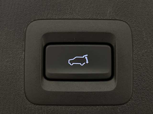 マツダ ＣＸ－８ XD プロアクティブ 新潟県 2020(令2)年 3.3万km マシーングレープレミアムM プッシュスタート/パワーステアリング/パワーウィンドウ/アイドリングストップ/スマートキー/Wオートエアコン/クルーズコントロール/追従走行/Bluetooth/USB/ETC2.0/車外カメラ（バック・全方位）/フルセグTV/SDナビ（DVD）/3列シート/電動リアゲート/前後ドライブレコーダー/純正フロアマット/D+N席パワーシート/布シート/D+N席シートヒーター/純正アルミホイール/ABS/前後コーナーセンサー/レーンキープアシスト/オートライト/ダウンヒルアシストコントロール/LEDヘッドライト/W+サイドエアバック/衝突軽減装置システム/ステアリングヒーター