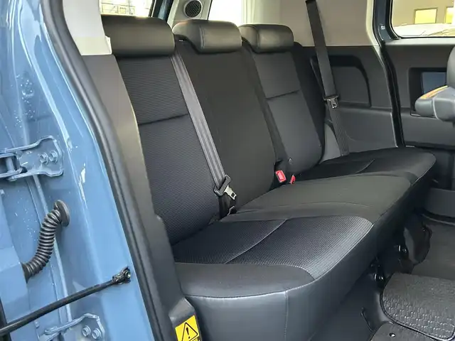 トヨタ ＦＪクルーザー カラーパッケージ 福岡県 2016(平28)年 4.2万km ライトブルー Panasonic製ナビ（CN-RX02WD）/（AM/FM/BT/DVD/フルセグTV）/クルーズコントロール/バックカメラ/背面タイヤ/ETC/クリアランスソナー/フォグライト（リア/フロント）/社外16インチアルミホイール/横滑り防止装置/ステアリングスイッチ/ドアバイザー/取扱説明書/保証書