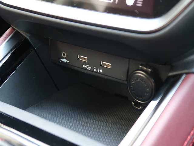 スバル レヴォーグ 1．8STIスポーツ EX 石川県 2020(令2)年 2.9万km クリスタルホワイトP 4WD/ワンオーナー/スマートキー/スペアキー/プッシュスタート/ステアリングリモコン/パドルシフト/ACC/純正11.6インチナビゲーション/フルセグテレビ/CD/DVDスロットあり/フロント、サイド、バックカメラ/ビルトインETC/運転席側メモリ付フロント電動パワーシート/全席シートヒーター/デジタルインナーミラー/純正ドライブレコーダー/ブレーキホールド機能/アクセル踏み間違い防止機能/ブラインドスポットモニター/パークアシスト/オートライト/LEDヘッドライト/Fr、Rフォグランプ/パワーテールゲート/サポカー