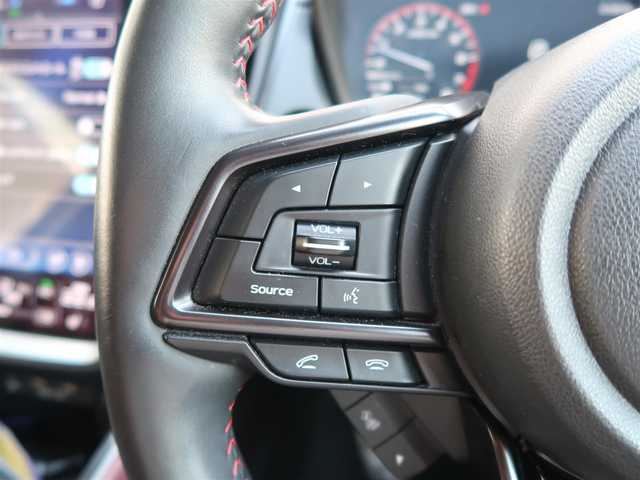 スバル レヴォーグ 1．8STIスポーツ EX 石川県 2020(令2)年 2.9万km クリスタルホワイトP 4WD/ワンオーナー/スマートキー/スペアキー/プッシュスタート/ステアリングリモコン/パドルシフト/ACC/純正11.6インチナビゲーション/フルセグテレビ/CD/DVDスロットあり/フロント、サイド、バックカメラ/ビルトインETC/運転席側メモリ付フロント電動パワーシート/全席シートヒーター/デジタルインナーミラー/純正ドライブレコーダー/ブレーキホールド機能/アクセル踏み間違い防止機能/ブラインドスポットモニター/パークアシスト/オートライト/LEDヘッドライト/Fr、Rフォグランプ/パワーテールゲート/サポカー