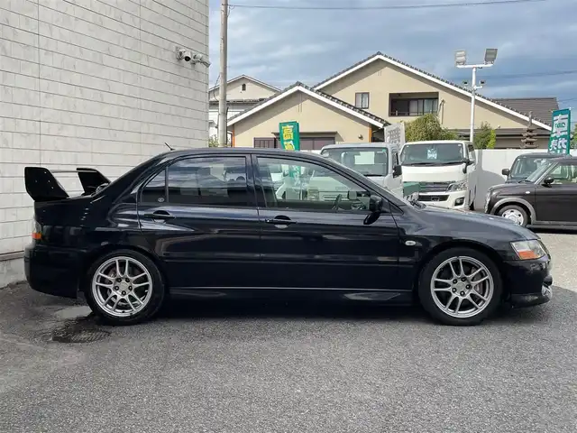三菱 ランサー GSR エボリューションⅨ 大分県 2005(平17)年 18.9万km アメジストブラック 4WDターボ/TEIN車高調 （FLEX Z）/レカロ製ハーフレザーシート/社外メモリナビ AVIC-RZ711/【フルセグ/DVD/BTオーディオ】/純正17インチアルミホイール/アクティブ・センター・ディファレンシャル/社外サブウーファー/社外シフトノブ/ETC/インタークーラーウォータースプレー/HIDヘッドライト/フォグランプ/ヘッドライトレベライザー/レザーステアリング/チルトステアリング/リアプライバシーガラス/フロアマット/電動格納ミラー/Wエアバッグ/ABS/キーレス/スペアキー/保証書/車両取説/ナビ取説