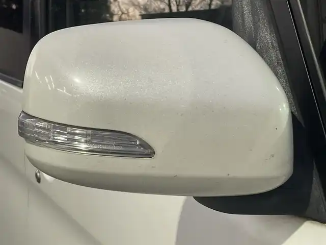 ダイハツ タント G 千葉県 2011(平23)年 13.8万km パールホワイトⅢ 社外ディスプレイオーディオ(AM/FM/BT/AUX/SD/USB)/片側パワースライドドア/電動格納ミラー/スマートキー/ヘッドライトレベライザー/純正フロアマット/ドアバイザー