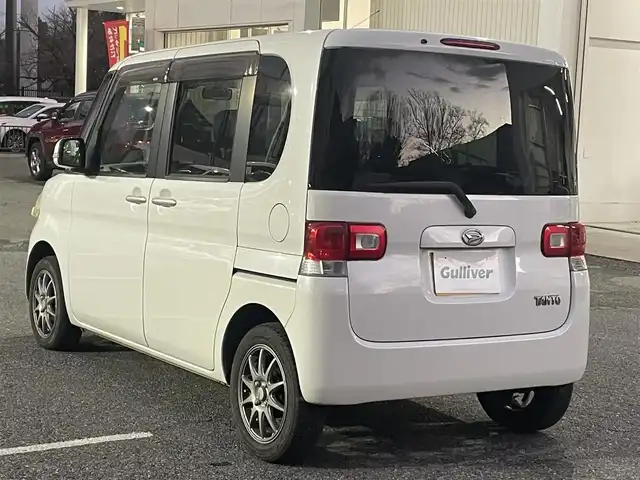 ダイハツ タント G 千葉県 2011(平23)年 13.8万km パールホワイトⅢ 社外ディスプレイオーディオ(AM/FM/BT/AUX/SD/USB)/片側パワースライドドア/電動格納ミラー/スマートキー/ヘッドライトレベライザー/純正フロアマット/ドアバイザー