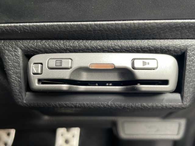 スバル インプレッサ ＸＶ 2．0i－L アイサイト 兵庫県 2013(平25)年 12.9万km サテンホワイトパール 保証書・取説・有/社外メモリーナビ・フルセグ・BT・CD・DVD・FM・AM/バックカメラ/ETC/アイサイト/追尾機能付きクルーズコントロール/車線逸脱防止支援システム/衝突被害軽減ブレーキ/アイドリングストップ/プッシュスタート/スマートキー×2/純正フロアマット/純正ドアバイザー