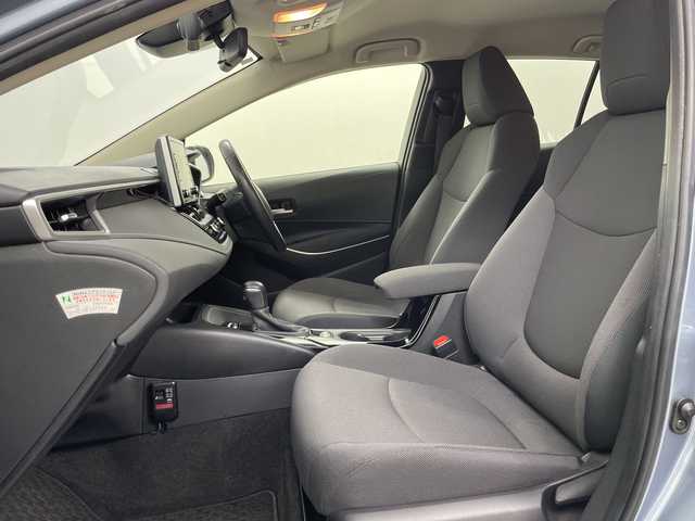 トヨタ カローラツーリング ハイブリッド S 道央・札幌 2020(令2)年 9.8万km セレスタイトグレーメタリック ・4WD/寒冷地仕様/・純正ディスプレイオーディオ/・AppleCarPlay/AndoroidAuto/・Bluetooth接続/・バックカメラ/ETC/・トヨタセーフティセンス/・プリクラッシュセーフティ/・レーダークルーズコントロール/・ブラインドスポットモニター/・LEDオートライト/・オートマチックハイビーム/・前後ドライブレコーダー/・ステアリングスイッチ/・AC100V電源/・スマートキー/スペアキー/・積込夏タイヤ純正AWセット