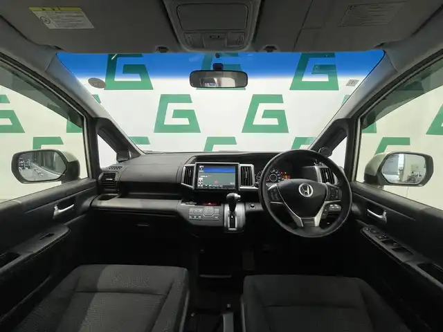 ホンダ ステップワゴン スパーダ Z 鹿児島県 2014(平26)年 7.1万km スーパープラチナメタリック 禁煙車　/純正9インチナビ/バックカメラ　/クルーズコントロール　/無限エアロ　/パドルシフト　/両側パワースライドドア　/ＥＴＣ　/フロアマット　/純正アルミホイール　/ドアバイザー/ＨＩＤヘッドライト　/フォグランプ　/電格ミラー