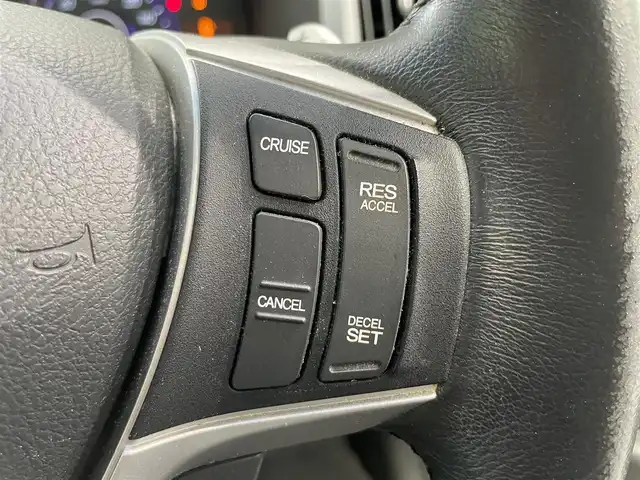 ホンダ ステップワゴン スパーダ Z 鹿児島県 2014(平26)年 7.1万km スーパープラチナメタリック 禁煙車　/純正9インチナビ/バックカメラ　/クルーズコントロール　/無限エアロ　/パドルシフト　/両側パワースライドドア　/ＥＴＣ　/フロアマット　/純正アルミホイール　/ドアバイザー/ＨＩＤヘッドライト　/フォグランプ　/電格ミラー