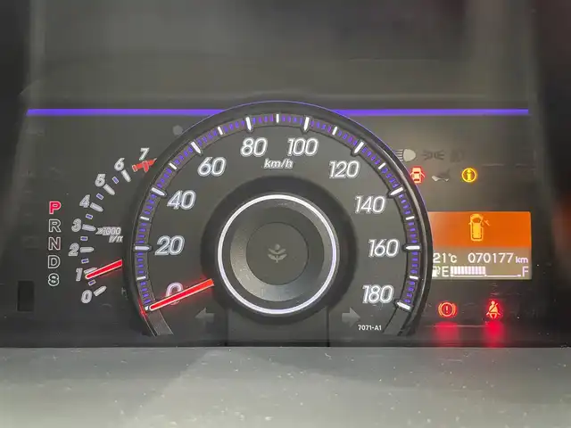 ホンダ ステップワゴン スパーダ Z 鹿児島県 2014(平26)年 7.1万km スーパープラチナメタリック 禁煙車　/純正9インチナビ/バックカメラ　/クルーズコントロール　/無限エアロ　/パドルシフト　/両側パワースライドドア　/ＥＴＣ　/フロアマット　/純正アルミホイール　/ドアバイザー/ＨＩＤヘッドライト　/フォグランプ　/電格ミラー