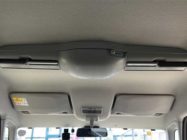 スズキ スペーシア ギア HYBRID XZ 道央・札幌 2019(令1)年 3.6万km ツールグリーンパールメタリック/ガンメタリック2トーンルーフ ・社外ナビ/フルセグTV/DVD/CD/SD/BT/・バックカメラ/・ドライブレコーダー/・両側パワースライドドア/・衝突被害軽減ブレーキ/・車線逸脱警報/・パーキングセンサー/・横滑り防止/・アイドリングストップ/・ETC/・前席シートヒーター/・LEDヘッドライト/・LEDフォグ/・プッシュスタート/・スマートキー/・ルーフレール/・電格ミラー