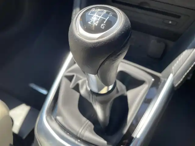 マツダ デミオ 15Sツーリング 千葉県 2018(平30)年 6.6万km ソウルレッドクリスタルM 6MT/純正エアロ/マツダコネクトナビ/全周囲カメラ/スマートキー/クルーズコントロール/前席シートヒーター/衝突軽減ブレーキ/車線逸脱警報/ブラインドスポットモニター/前後コーナーセンサー/LEDヘッドライト/レザー調シートカバー/純正15インチアルミホイール/純正ドライブレコーダー【C900V7590A】/純正ETC/アイドリングストップ/カーテンエアバッグ/本革巻きステアリング