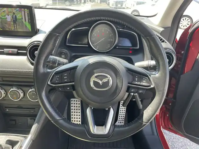 マツダ デミオ 15Sツーリング 千葉県 2018(平30)年 6.6万km ソウルレッドクリスタルM 6MT/純正エアロ/マツダコネクトナビ/全周囲カメラ/スマートキー/クルーズコントロール/前席シートヒーター/衝突軽減ブレーキ/車線逸脱警報/ブラインドスポットモニター/前後コーナーセンサー/LEDヘッドライト/レザー調シートカバー/純正15インチアルミホイール/純正ドライブレコーダー【C900V7590A】/純正ETC/アイドリングストップ/カーテンエアバッグ/本革巻きステアリング