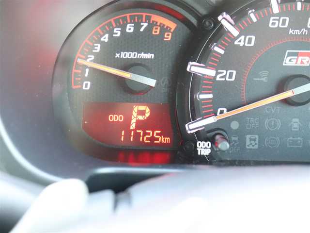 トヨタ コペン GRスポーツ 岡山県 2023(令5)年 1.2万km パールホワイトⅢ ワンオーナー/社外メモリナビ/フルセグテレビ/バックカメラ/プッシュスタート/LEDヘッドライト/保証書/取説/スペアスマートキー/記録（R.6）