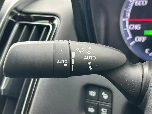 トヨタ クラウン ハイブリッド G－エグゼクティブ 福島県 2019(平31)年 6.2万km ホワイトパールクリスタルシャイン トヨタセーフティセンス/プリクラッシュセーフティ/レーントレーシングアシスト/レーダークルーズコントロール/アダプティブハイビームシステム /ロードサインアシスト/先行車発進告知機能/ブラインドスポットモニター/リヤクロストラフィックアラート/インテリジェントクリアランスソナー/ドライブスタートコントロール/純正ナビゲーション/【CD/DVD/SD/USB/AUX/BT/TV/Miracast】/パノラミックビューモニター/デジタルインナーミラー/ヘッドアップディスプレイ/ドライブレコーダー/ビルトインETC2.0/全席シートヒーター/前席ベンチレーション/全席パワーシート/運転席シートメモリー/ステアリングヒーター/ステアリングリモコン/パドルシフト/リアドアシェード/LEDオートライト/LEDフォグランプ/純正フロアマット/純正ドアバイザー