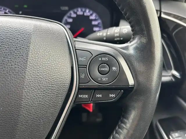 トヨタ クラウン ハイブリッド G－エグゼクティブ 福島県 2019(平31)年 6.2万km ホワイトパールクリスタルシャイン トヨタセーフティセンス/プリクラッシュセーフティ/レーントレーシングアシスト/レーダークルーズコントロール/アダプティブハイビームシステム /ロードサインアシスト/先行車発進告知機能/ブラインドスポットモニター/リヤクロストラフィックアラート/インテリジェントクリアランスソナー/ドライブスタートコントロール/純正ナビゲーション/【CD/DVD/SD/USB/AUX/BT/TV/Miracast】/パノラミックビューモニター/デジタルインナーミラー/ヘッドアップディスプレイ/ドライブレコーダー/ビルトインETC2.0/全席シートヒーター/前席ベンチレーション/全席パワーシート/運転席シートメモリー/ステアリングヒーター/ステアリングリモコン/パドルシフト/リアドアシェード/LEDオートライト/LEDフォグランプ/純正フロアマット/純正ドアバイザー