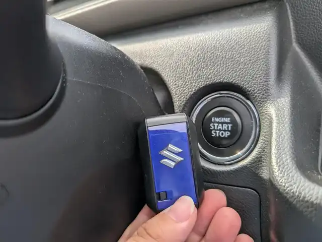 スズキ ワゴンＲ HYBRID FX 福井県 2020(令2)年 1.4万km フィズブルーパールメタリック 後方コーナーセンサー/スタッドレスタイヤ積込/純正カーオーディオ/衝突被害軽減システム/レーンキープアシスト/横滑り防止装置/盗難防止装置/アイドリングストップ/スマートキー/ダブルエアバッグ/純正ホイルキャップ/保証書・取説
