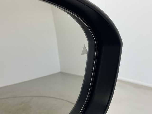 日産 セレナ ハイウェイスター V 岐阜県 2025(令7)年 0.1千km ダイヤモンドブラック プロパイロット/純正12.3インチディスプレイ/ナビ/フルセグ/BT/HDMI/USB/AppleCarPlay/アラウンドビューモニター/デジタルインナーミラー/純正ドライブレコーダー/ワイヤレス充電/ビルトインETC/両側パワースライドドア/ハンズフリースライド/革巻きステアリング/ステアリングスイッチ/パドルシフト/プッシュスタート/スマートキー/LEDヘッドライト