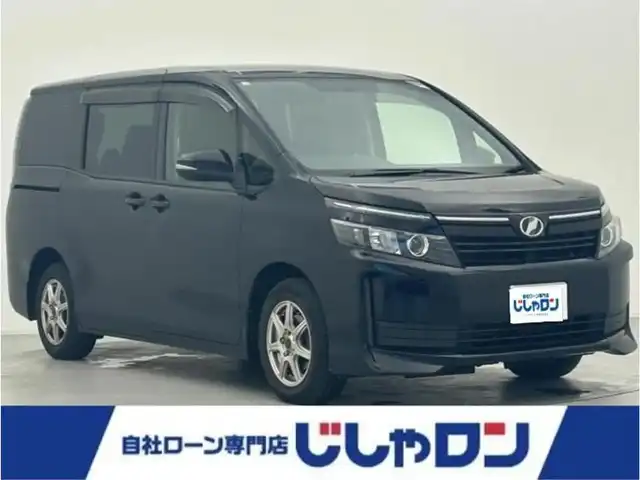 トヨタ ヴォクシー X 大阪府 2014(平26)年 13万km ブラック (株)IDOMが運営する【じしゃロン堺店】の自社ローン専用車両になります。/こちらは現金またはオートローンご利用時の価格です。自社ローンご希望の方は別途その旨お申付け下さい
