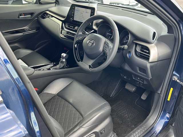 トヨタ Ｃ－ＨＲ G モード ネロ セーフティプラス 鹿児島県 2020(令2)年 8.4万km ダークブルーマイカ 純正ナビ/クルーズコントロール/ドライブレコーダー/全周囲カメラ/プッシュスタート/スマートキー/Bluetooth接続/モデリスタエアロ/純正18インチアルミホイール/ハーフレザーシート/シートヒーター/フルフラットシート/純正フロアマット/横滑り防止装置/コーナーセンサー/レーンキープアシスト/盗難防止装置/オートライト