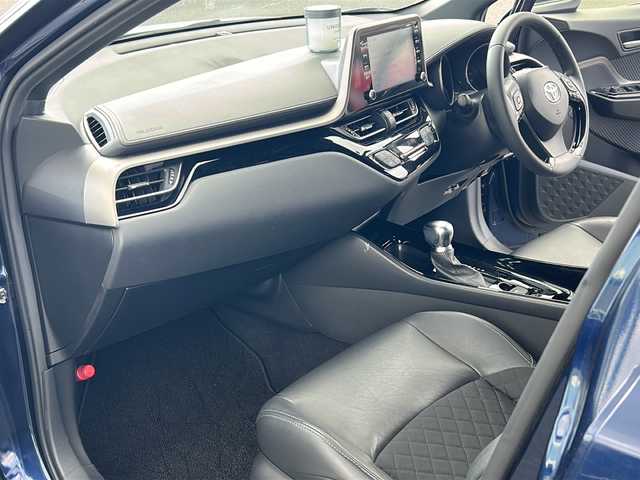 トヨタ Ｃ－ＨＲ G モード ネロ セーフティプラス 鹿児島県 2020(令2)年 8.4万km ダークブルーマイカ 純正ナビ/クルーズコントロール/ドライブレコーダー/全周囲カメラ/プッシュスタート/スマートキー/Bluetooth接続/モデリスタエアロ/純正18インチアルミホイール/ハーフレザーシート/シートヒーター/フルフラットシート/純正フロアマット/横滑り防止装置/コーナーセンサー/レーンキープアシスト/盗難防止装置/オートライト