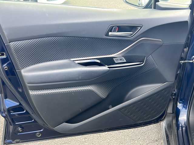 トヨタ Ｃ－ＨＲ G モード ネロ セーフティプラス 鹿児島県 2020(令2)年 8.4万km ダークブルーマイカ 純正ナビ/クルーズコントロール/ドライブレコーダー/全周囲カメラ/プッシュスタート/スマートキー/Bluetooth接続/モデリスタエアロ/純正18インチアルミホイール/ハーフレザーシート/シートヒーター/フルフラットシート/純正フロアマット/横滑り防止装置/コーナーセンサー/レーンキープアシスト/盗難防止装置/オートライト