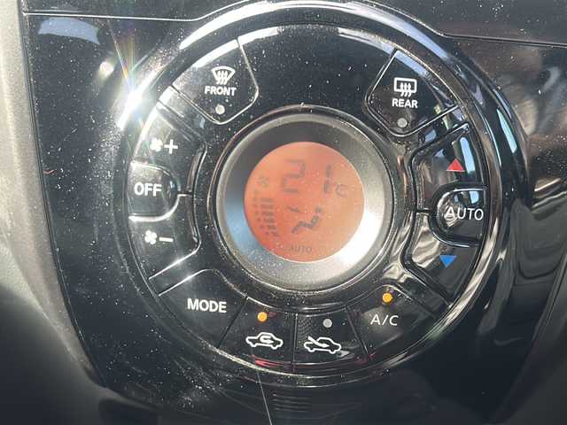 日産 ノート e－パワー ニスモ 愛知県 2018(平30)年 3.3万km ブリリアントホワイトパール ワンオーナー/社外SDナビ(AVIC-RZ091)/フルセグTV・CD・DVD・SD・Bluetooth・USB/インテリジェントエマージェンシーブレーキ/パーキングアシストシステム/車両接近通報システム/車線維持支援システム/ニスモシフトノブ/LEDヘッドライト/フォグライト/オートライト/ステアリングスイッチ/クリアランスソナー/純正16インチアルミホイール/室内灯LEDライト/ETC/スマートキー/プッシュスタート/純正ドアバイザー/純正フロアマット/電度格納ミラー/保証書/取扱説明書/スペアスマートキー