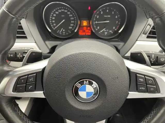 ＢＭＷ Ｚ４ sDrive20i 兵庫県 2012(平24)年 5.6万km 黒 純正ナビ（CD/DVD/BT/AUX）/前後ドラレコ /ETC/電子パーキングブレーキ/スマートキー/MTモード付きAT/パドルシフト/シートカバー/フォグライト/オートライト