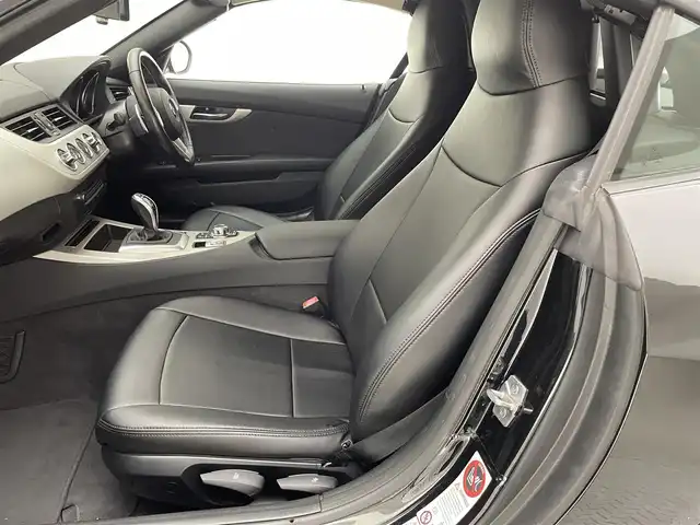 ＢＭＷ Ｚ４ sDrive20i 兵庫県 2012(平24)年 5.6万km 黒 純正ナビ（CD/DVD/BT/AUX）/前後ドラレコ /ETC/電子パーキングブレーキ/スマートキー/MTモード付きAT/パドルシフト/シートカバー/フォグライト/オートライト