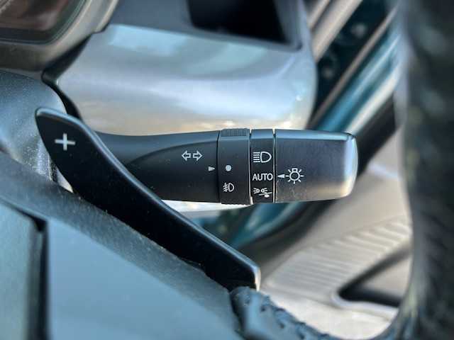 スズキ スペーシア ギア HYBRID XZターボ 大阪府 2020(令2)年 6.1万km デニムブルー ガンメタリック 2トーン 純正8インチナビ(フルセグ/Bluetooth/USB/DVD/CD)/両側パワースライドドア/アダプティブクルーズコントロール/衝突被害軽減システム/横滑り防止装置/レーンキープアシスト/コーナーセンサー/シートヒーター/純正LEDライト/フロントフォグランプ/ビルトインETC/ドライブレコーダー（前後）/スペアキー1本