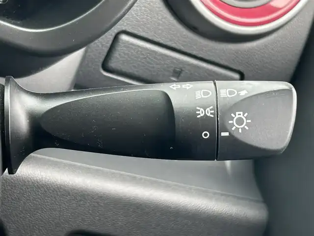 トヨタ パッソ モーダ 兵庫県 2017(平29)年 7.4万km パールホワイトⅢ ワンオーナー/プッシュスタート/ビルトインETC/バックカメラ/CD/DVD/SD/フルセグTV/社外１４インチAW(純正ホイール＋夏タイヤ積込)/アイドリングストップ/ステアリングリモコン/LEDヘッドライト/社外メモリーナビ/純正ドアバイザー/純正フロアマット