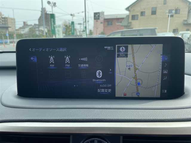 レクサス ＲＸ 300 Fスポーツ 神奈川県 2021(令3)年 1.7万km ホワイトノーヴァガラスフレーク ワンオーナー/赤革シート/パノラマルーフ（チルト＆アウタースライド式）/純正ナビ１２．３インチタッチワイドデイスプレイ/(AM/FM/CD/BT/USB/DTV/Miracast)/パノラミックビューモニター/アイドリングストップ/レクサスセーフティシステム+/・プリクラッシュセーフティ/・レーンチェンジアシスト/・レーントレーシングアシスト/・レーンディパーチャアラート/・レーダークルーズコントロール/・ブレードスキャンアダプティブハイビームシステム/・ロードサインアシスト/・先行車発進告知機能/プッシュスタート/パドルシフト/前後ドライブレコーダー/ヘッドアップディスプレイ/全席シートヒーター/D席/N席エアーシート/D席/N席電動パワーシート/パワーバックドア/ETC2.0ビルトイン/20インチ純正アルミホイール/LEDヘッドライト/スマートキー×2/カードキー×1/新車時手帳/取扱説明書