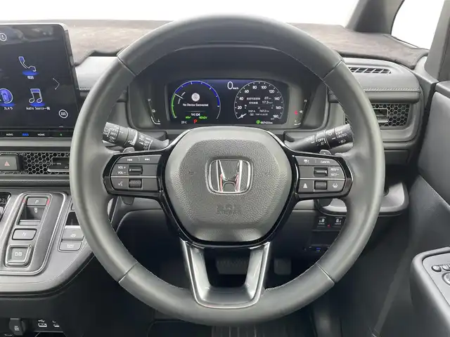ホンダ ステップワゴン スパーダ eHEV 福岡県 2024(令6)年 0.8万km スーパープラチナグレーメタリック 純正11.4型SDナビ(フルセグTV/CD/DVD/BT)全方位モニターレーダークルコンホンダセンシングコーナーセンサー前後ドラレコBSM両側電動パワスラETCデジタルインナーミラーシートヒーターUSBポート電動リアゲート純正LEDヘッドライト純正16インチアルミホイール純正フロアマット