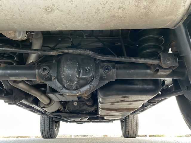 クライスラー・ジープ ジープ ラングラー アンリミテッド スポーツ 岩手県 2013(平25)年 11.1万km 白 ナビ　バックカメラ　サイドカメラ　ＣＤ／ＤＶＤ再生　フルセグ　ＥＴＣ　クルーズコントロール　純正１７ＡＷ　リモコンキー　純正フロアマット　ダウンヒルアシスト　背面タイヤ　スペアキー　ＭＴモード付ＡＴ