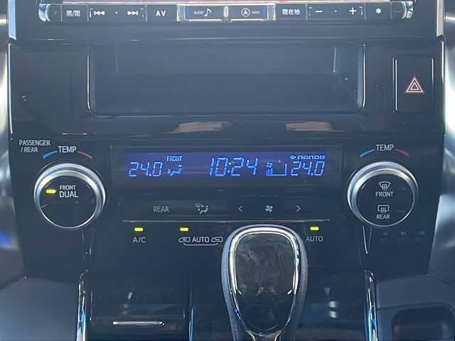 トヨタ ヴェルファイア Z Gエディション 道央・札幌 2016(平28)年 7.5万km ホワイトパールクリスタルシャイン 1オーナー/4WD/社外フリップダウンモニター/社外9型SDナビ/フルセグTV/【CD/DVD/Bluetooth】/バックカメラ/ETC/ドライブレコーダー/クルーズコントロール/ステアリングヒーター/両側パワースライドドア/パワーバックドア/ハーフレザーシート/1列目/2列目パワーシート/オートライト/LEDヘッドランプ/LEDフロントフォグランプ/235/50R18インチ純正AW/プッシュスタート/スマートキー/スペアキー/フロアマット