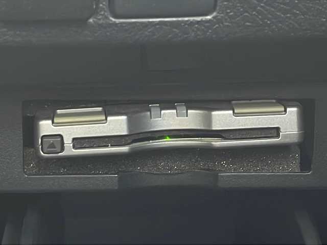 トヨタ ヴェルファイア Z Gエディション 道央・札幌 2016(平28)年 7.5万km ホワイトパールクリスタルシャイン 1オーナー/4WD/社外フリップダウンモニター/社外9型SDナビ/フルセグTV/【CD/DVD/Bluetooth】/バックカメラ/ETC/ドライブレコーダー/クルーズコントロール/ステアリングヒーター/両側パワースライドドア/パワーバックドア/ハーフレザーシート/1列目/2列目パワーシート/オートライト/LEDヘッドランプ/LEDフロントフォグランプ/235/50R18インチ純正AW/プッシュスタート/スマートキー/スペアキー/フロアマット