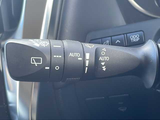 トヨタ ヴェルファイア Z Gエディション 道央・札幌 2016(平28)年 7.5万km ホワイトパールクリスタルシャイン 1オーナー/4WD/社外フリップダウンモニター/社外9型SDナビ/フルセグTV/【CD/DVD/Bluetooth】/バックカメラ/ETC/ドライブレコーダー/クルーズコントロール/ステアリングヒーター/両側パワースライドドア/パワーバックドア/ハーフレザーシート/1列目/2列目パワーシート/オートライト/LEDヘッドランプ/LEDフロントフォグランプ/235/50R18インチ純正AW/プッシュスタート/スマートキー/スペアキー/フロアマット