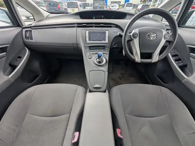 トヨタ プリウス L 福井県 2009(平21)年 10.3万km スーパーホワイトⅡ 純正メモリナビ/AM/FM/ワンセグ/BT/CD/バックカメラ/アイドリングストップ/横滑り防止装置/盗難防止装置/ETC/純正フロアマット/ダブル＋サイドエアバッグ/カーテンエアバッグ/オートライト/スマートキー/純正ホイルキャップ