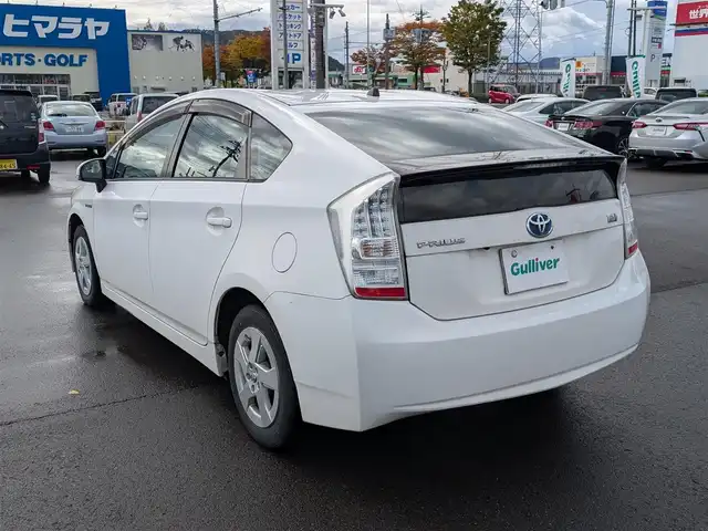 トヨタ プリウス L 福井県 2009(平21)年 10.3万km スーパーホワイトⅡ 純正メモリナビ/AM/FM/ワンセグ/BT/CD/バックカメラ/アイドリングストップ/横滑り防止装置/盗難防止装置/ETC/純正フロアマット/ダブル＋サイドエアバッグ/カーテンエアバッグ/オートライト/スマートキー/純正ホイルキャップ