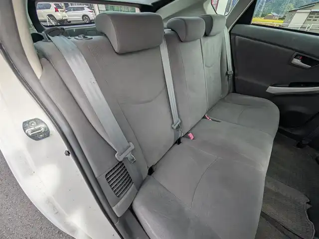 トヨタ プリウス L 福井県 2009(平21)年 10.3万km スーパーホワイトⅡ 純正メモリナビ/AM/FM/ワンセグ/BT/CD/バックカメラ/アイドリングストップ/横滑り防止装置/盗難防止装置/ETC/純正フロアマット/ダブル＋サイドエアバッグ/カーテンエアバッグ/オートライト/スマートキー/純正ホイルキャップ