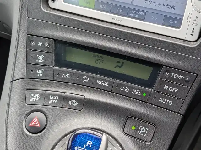 トヨタ プリウス L 福井県 2009(平21)年 10.3万km スーパーホワイトⅡ 純正メモリナビ/AM/FM/ワンセグ/BT/CD/バックカメラ/アイドリングストップ/横滑り防止装置/盗難防止装置/ETC/純正フロアマット/ダブル＋サイドエアバッグ/カーテンエアバッグ/オートライト/スマートキー/純正ホイルキャップ