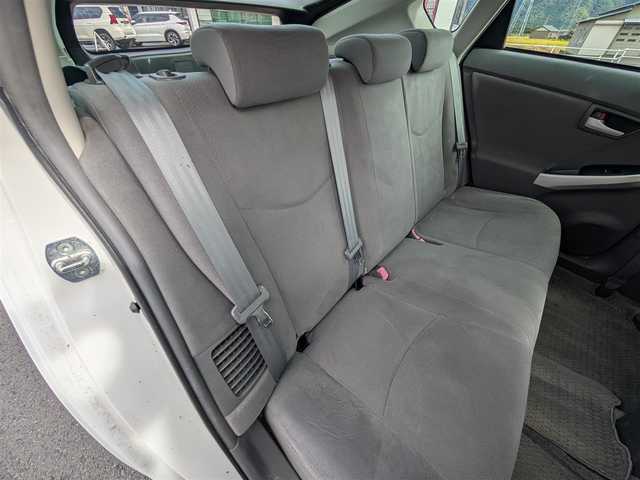 トヨタ プリウス L 福井県 2009(平21)年 10.3万km スーパーホワイトⅡ 純正メモリナビ/AM/FM/ワンセグ/BT/CD/バックカメラ/アイドリングストップ/横滑り防止装置/盗難防止装置/ETC/純正フロアマット/ダブル＋サイドエアバッグ/カーテンエアバッグ/オートライト/スマートキー/純正ホイルキャップ