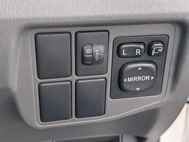 トヨタ プリウス L 福井県 2009(平21)年 10.3万km スーパーホワイトⅡ 純正メモリナビ/AM/FM/ワンセグ/BT/CD/バックカメラ/アイドリングストップ/横滑り防止装置/盗難防止装置/ETC/純正フロアマット/ダブル＋サイドエアバッグ/カーテンエアバッグ/オートライト/スマートキー/純正ホイルキャップ