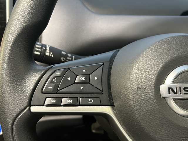 日産 セレナ e－パワー XV 兵庫県 2021(令3)年 3.2万km ブリリアントホワイトパール ワンオーナー/純正10インチナビ/CD/DVD/Bluetooth/フルセグTV/Blu-ray/HDMI/セーフティパックB/プロパイロット/インテリジェントルームミラー/インテリジェントアラウンドビューモニター/電動パーキングブレーキ/オートブレーキホールド/ヒーター付ドアミラー/サイド、カーテンエアバック/ふらつき警報/両側パワースライドドア/ビルトインETC/純正15インチAW/保証書/取説/スペアキー