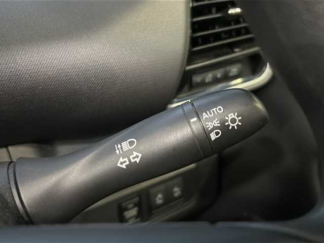 日産 セレナ e－パワー XV 兵庫県 2021(令3)年 3.2万km ブリリアントホワイトパール ワンオーナー/純正10インチナビ/CD/DVD/Bluetooth/フルセグTV/Blu-ray/HDMI/セーフティパックB/プロパイロット/インテリジェントルームミラー/インテリジェントアラウンドビューモニター/電動パーキングブレーキ/オートブレーキホールド/ヒーター付ドアミラー/サイド、カーテンエアバック/ふらつき警報/両側パワースライドドア/ビルトインETC/純正15インチAW/保証書/取説/スペアキー